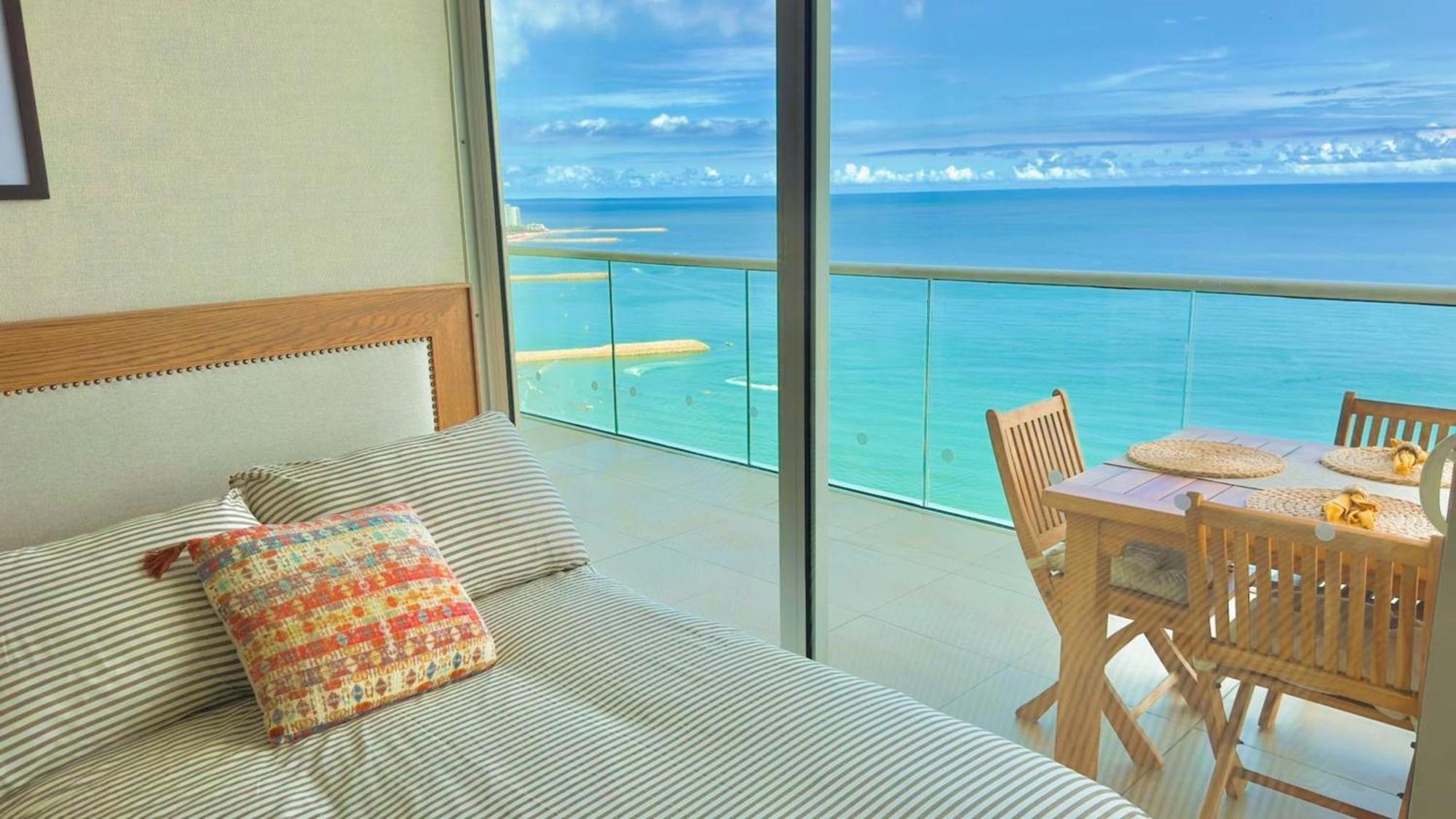 Apartasuites Edificio H2 - Vistas Al Mar & Bahia Apartamento *