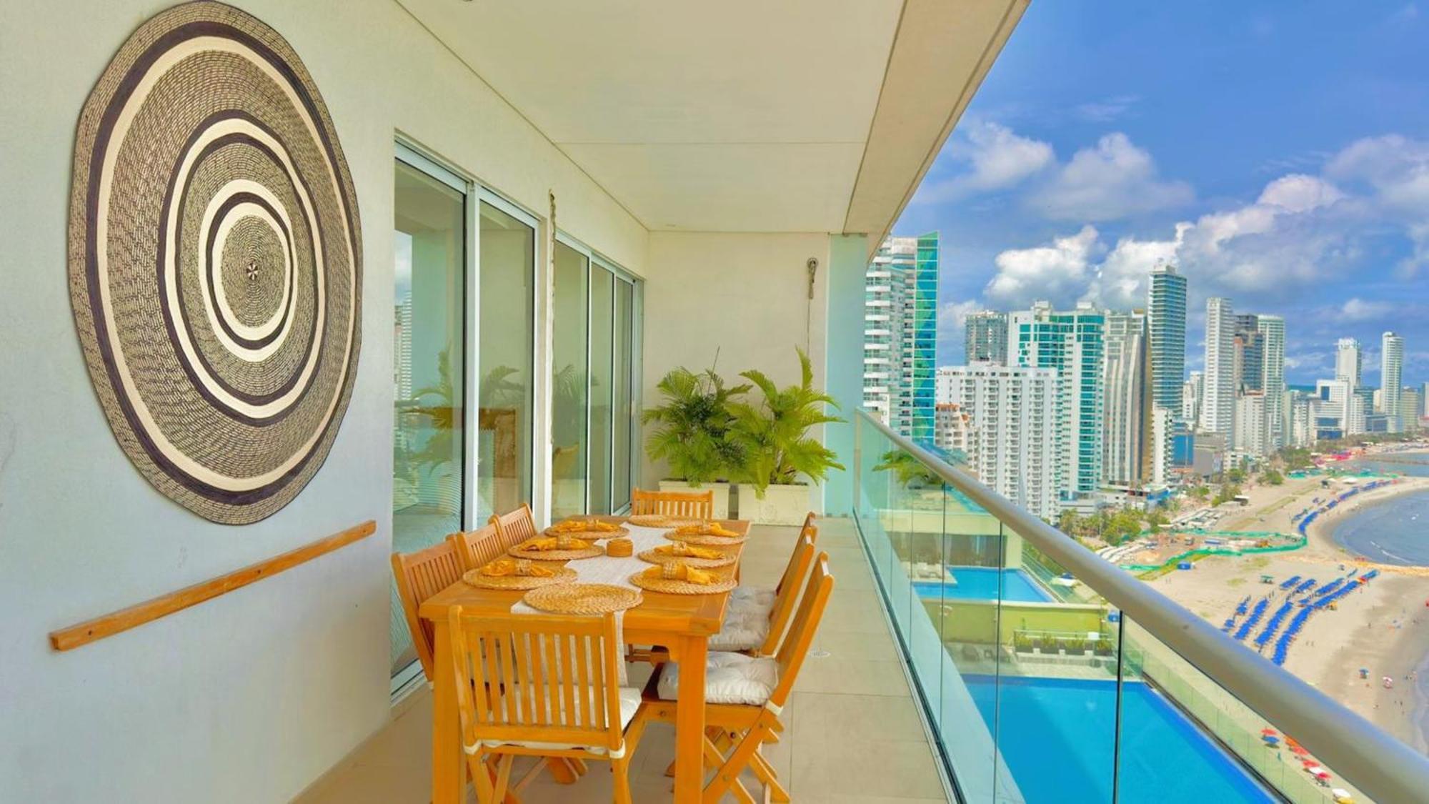 Apartasuites Edificio H2 - Vistas Al Mar & Bahia Apartamento