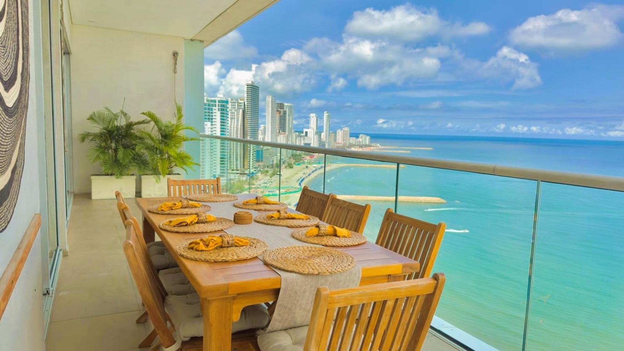 Apartasuites Edificio H2 - Vistas Al Mar & Bahia *